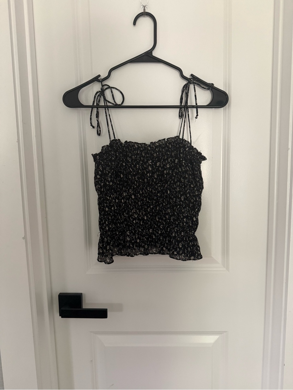 By Together Black Smocked Tie-Shoulder Floral Cami